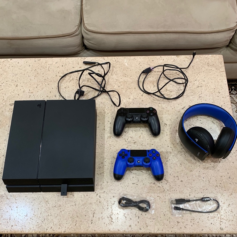 Play station 4